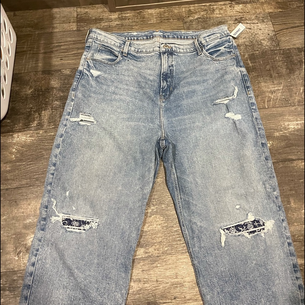 Old Navy High Rise Boyfriend Jean